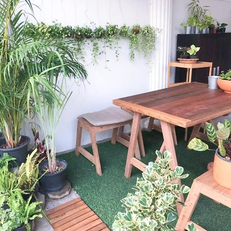 Lost And Found Bed And Breakfast Bangkok Ngoại thất bức ảnh