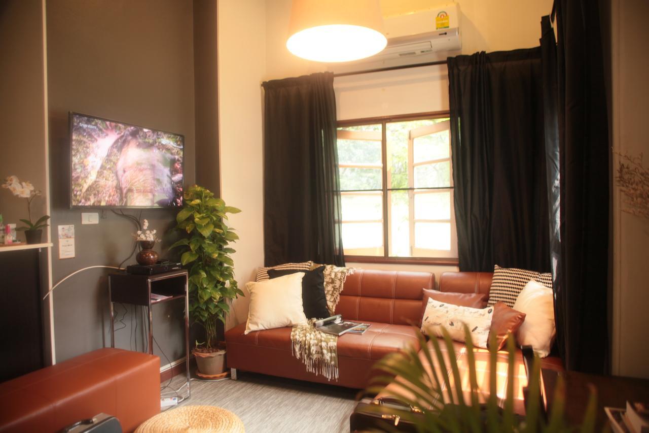 Lost And Found Bed And Breakfast Bangkok Ngoại thất bức ảnh
