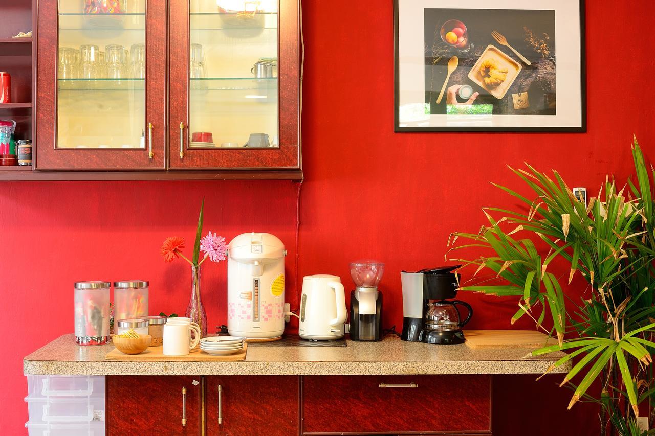 Lost And Found Bed And Breakfast Bangkok Ngoại thất bức ảnh