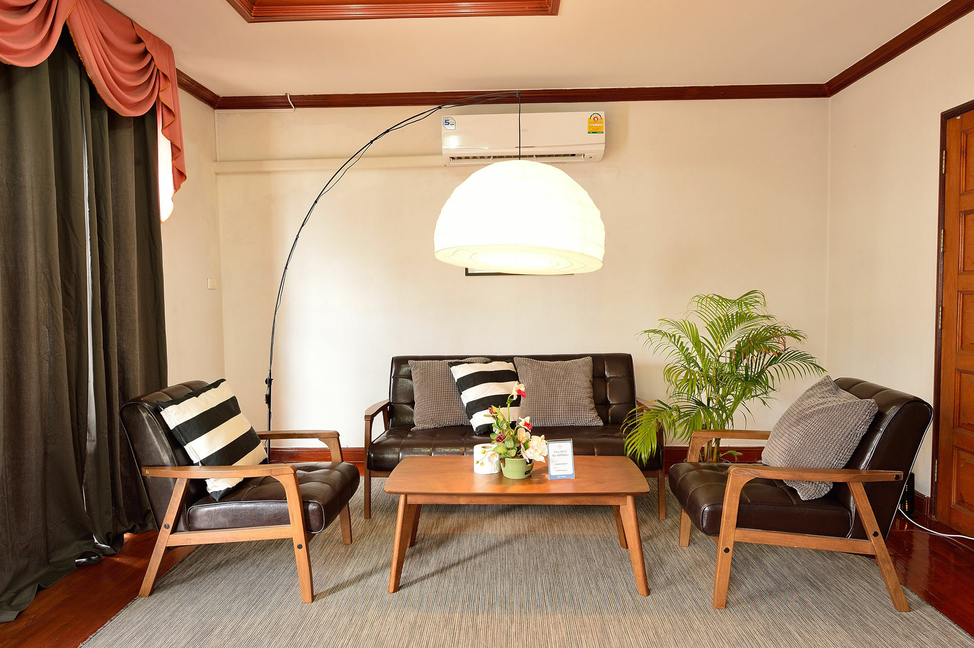 Lost And Found Bed And Breakfast Bangkok Ngoại thất bức ảnh